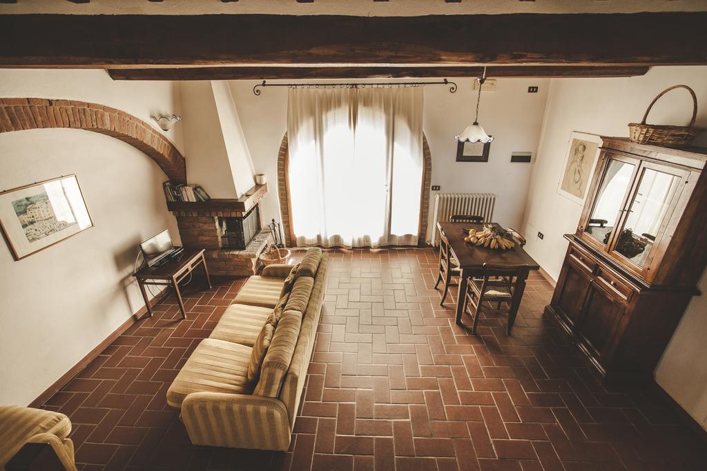 Agriturismo Zampugna Montefollonico Kültér fotó
